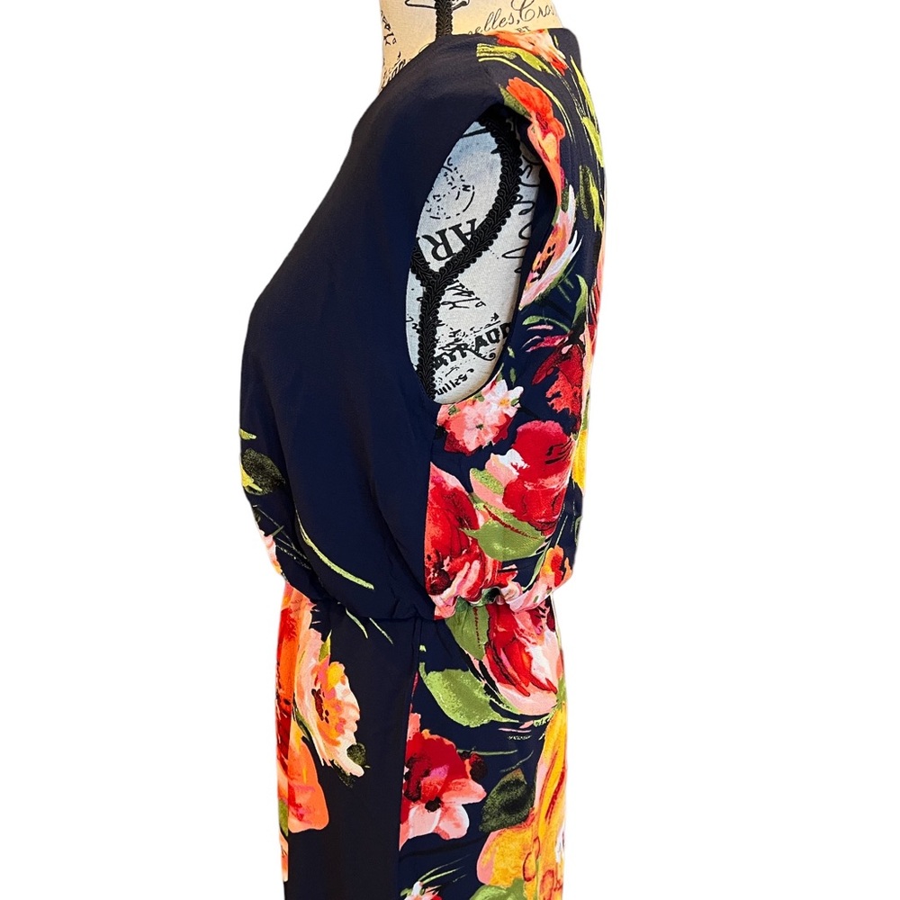 London Style Dress - Picture 12 of 14
